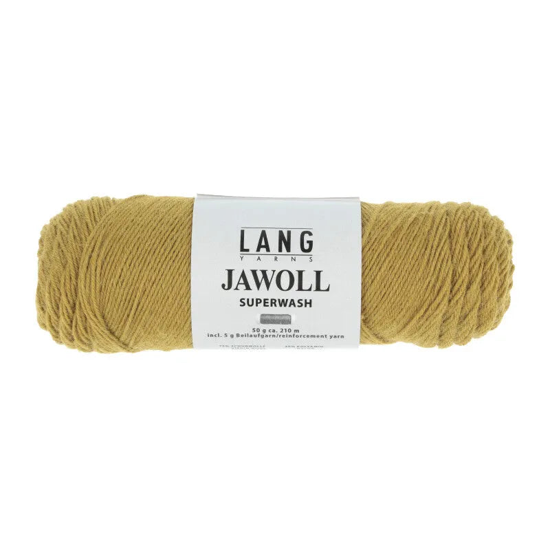 Lang Yarns Jawoll – Sukkalankojen klassikko ja kestävyyden salaisuus.
75 % puhdasta uutta villaa (Patagonian Corriedale), 25 % polyamidia
50 g = n. 210 m (Fingering-vahvuus)
Kerän sisällä on 5 gramman vahvikelankarulla samassa sävyssä.