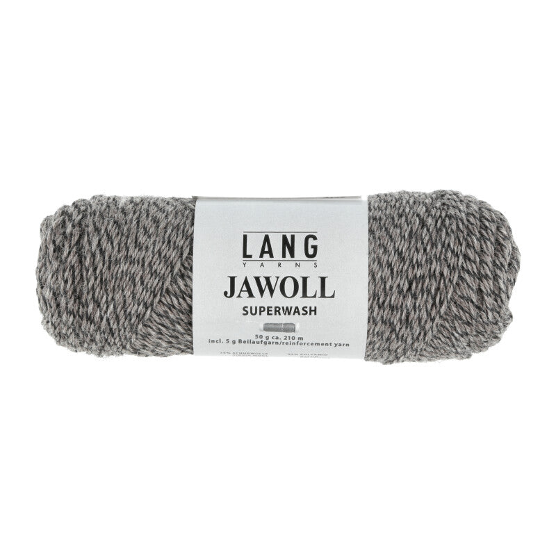 Lang Yarns Jawoll – Sukkalankojen klassikko ja kestävyyden salaisuus.
75 % puhdasta uutta villaa (Patagonian Corriedale), 25 % polyamidia
50 g = n. 210 m (Fingering-vahvuus)
Kerän sisällä on 5 gramman vahvikelankarulla samassa sävyssä.