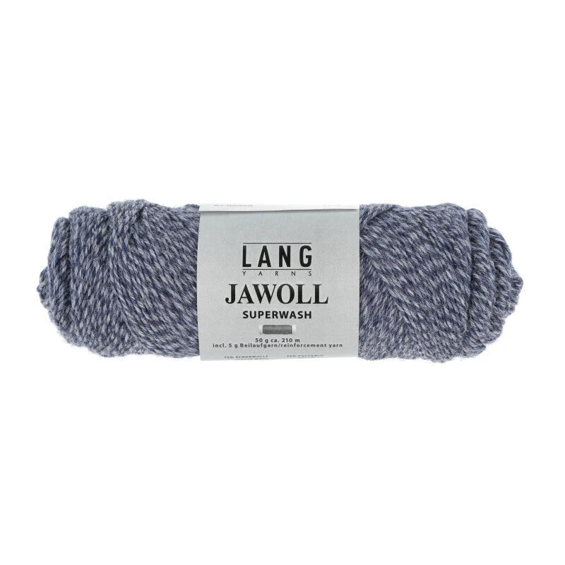 Lang Yarns Jawoll – Sukkalankojen klassikko ja kestävyyden salaisuus.
75 % puhdasta uutta villaa (Patagonian Corriedale), 25 % polyamidia
50 g = n. 210 m (Fingering-vahvuus)
Kerän sisällä on 5 gramman vahvikelankarulla samassa sävyssä.