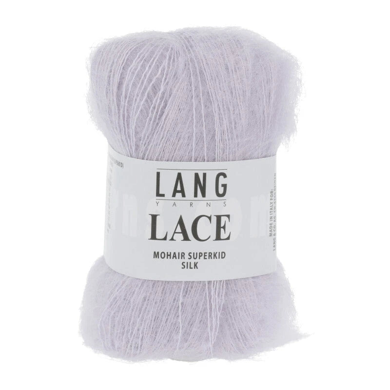 Lang Yarns Lace kutsuu luomaan neuleita, jotka tuntuvat yhtä upeilta kuin näyttävät. 58 % Superkid Mohair (hienointa laatua), 42 % Silkki
310 m / 25 g