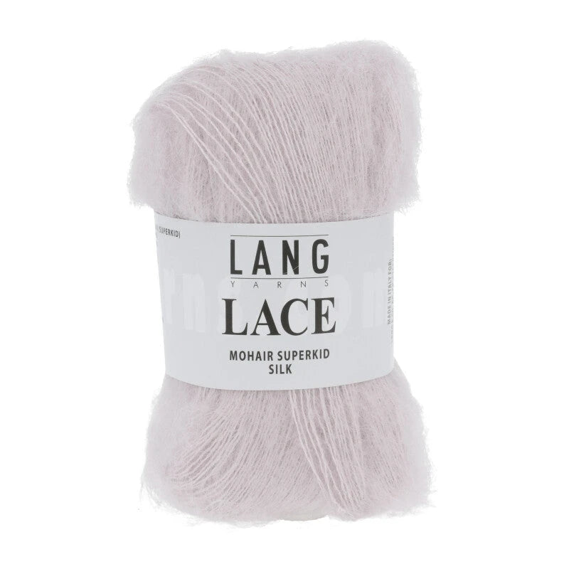 Lang Yarns Lace kutsuu luomaan neuleita, jotka tuntuvat yhtä upeilta kuin näyttävät. 58 % Superkid Mohair (hienointa laatua), 42 % Silkki
310 m / 25 g