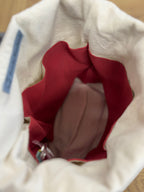 Keskikokoinen käsihihnallinen projektipussi nyörillä