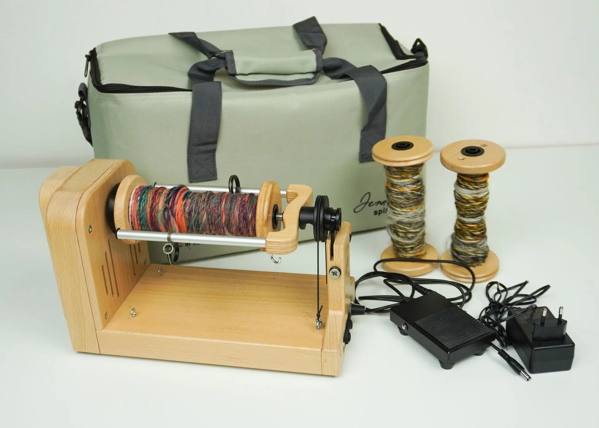 Louet Jenn-E sähkörukki -laukulla