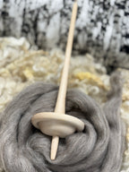 Alapainoinen värttinä koukulla, Suomalaista käsityötä