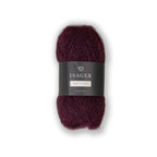 Isager Soft Fine 25 g – Ylellistä alpakkaa, silkkiä ja jakkia (150 m / 25 g). "Isagerin kashmir" tuo neuleeseen utuisen pehmeyden. Tilaa lanka heti!