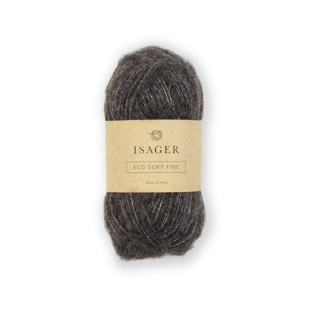 Isager Soft Fine 25 g – Ylellistä alpakkaa, silkkiä ja jakkia (150 m / 25 g). "Isagerin kashmir" tuo neuleeseen utuisen pehmeyden. Tilaa lanka heti!