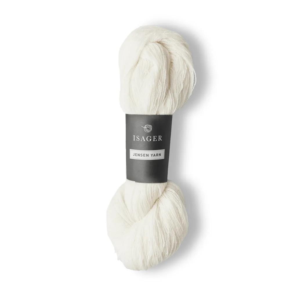 Isager Jensen 100 g (2x50 g) – Ryhdikäs 3-säikeinen tanskalainen villalanka palmikoihin ja pintaneuleisiin. Mulesing-vapaa. Tilaa lanka heti!