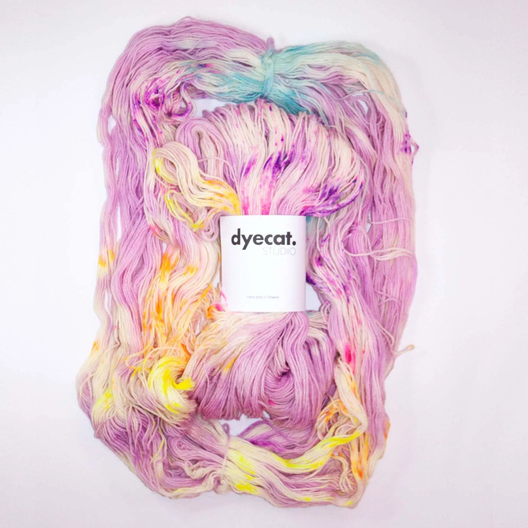 DyeCat Studio - Kampalanka Fingering
