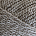 Filcolana Mashdale (50g/125m) on 100 % pehmeää rotuvillaa (Corriedale & Masham). Eläväpintaista brittiläistä kampalankaa neulepaitoihin ja asusteisiin.