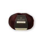 Isager Mulberry Silk 25 g – 100 % ylellinen mulperisilkkilanka. Tuo neuleeseen silkkisen pehmeyden ja kiillon toisen langan rinnalla. Tilaa silkki heti!