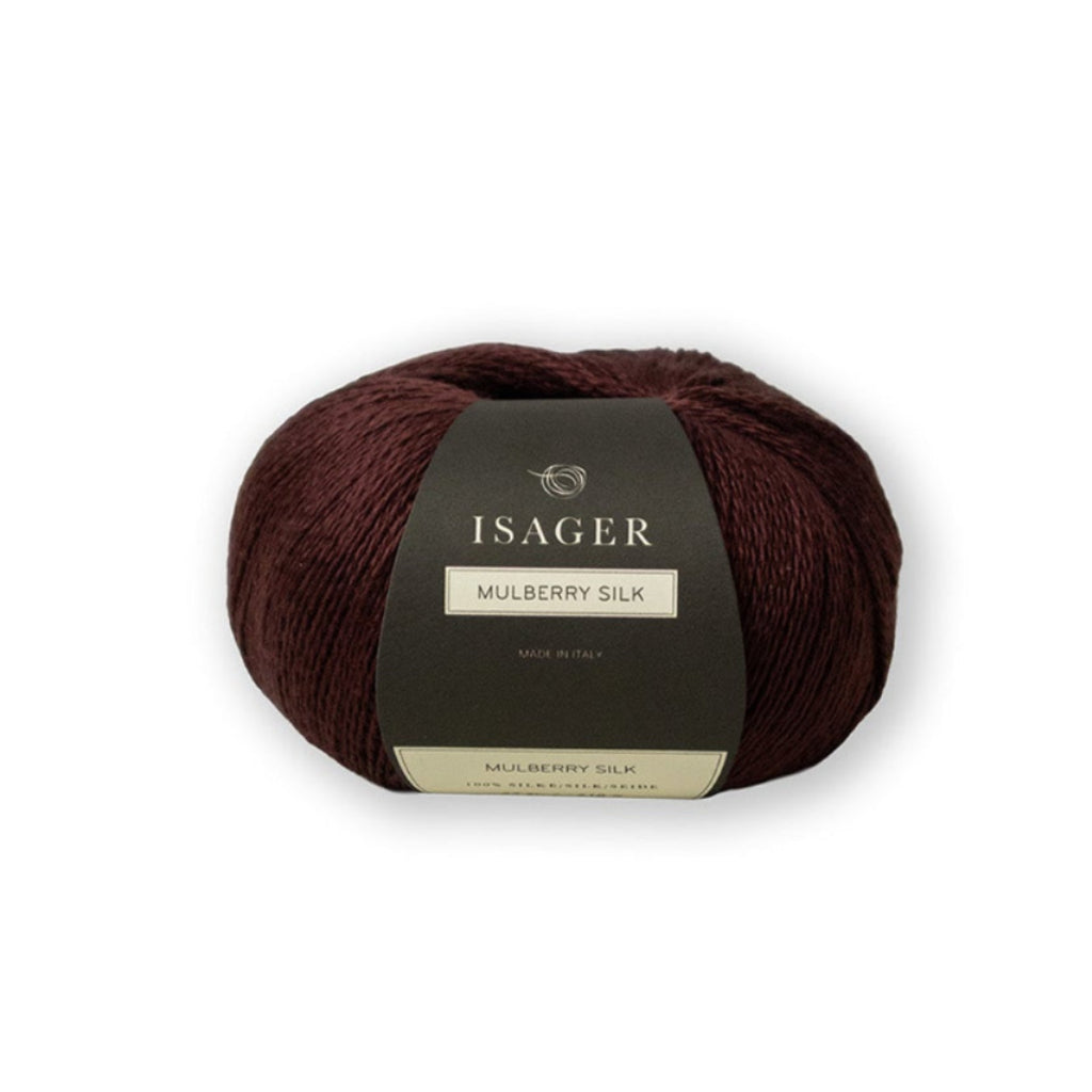 Isager Mulberry Silk 25 g – 100 % ylellinen mulperisilkkilanka. Tuo neuleeseen silkkisen pehmeyden ja kiillon toisen langan rinnalla. Tilaa silkki heti!