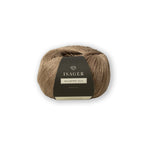 Isager Mulberry Silk 25 g – 100 % ylellinen mulperisilkkilanka. Tuo neuleeseen silkkisen pehmeyden ja kiillon toisen langan rinnalla. Tilaa silkki heti!