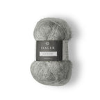 Isager Silk Mohair 25 g – Ylellinen 75 % RMS-mohairia ja 25 % silkkiä sisältävä yhdistelmälanka (212 m / 25 g). Tilaa unelmanpehmeä lanka heti!