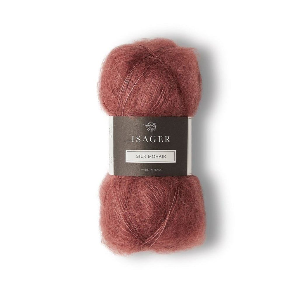 Isager Silk Mohair 25 g – Ylellinen 75 % RMS-mohairia ja 25 % silkkiä sisältävä yhdistelmälanka (212 m / 25 g). Tilaa unelmanpehmeä lanka heti!