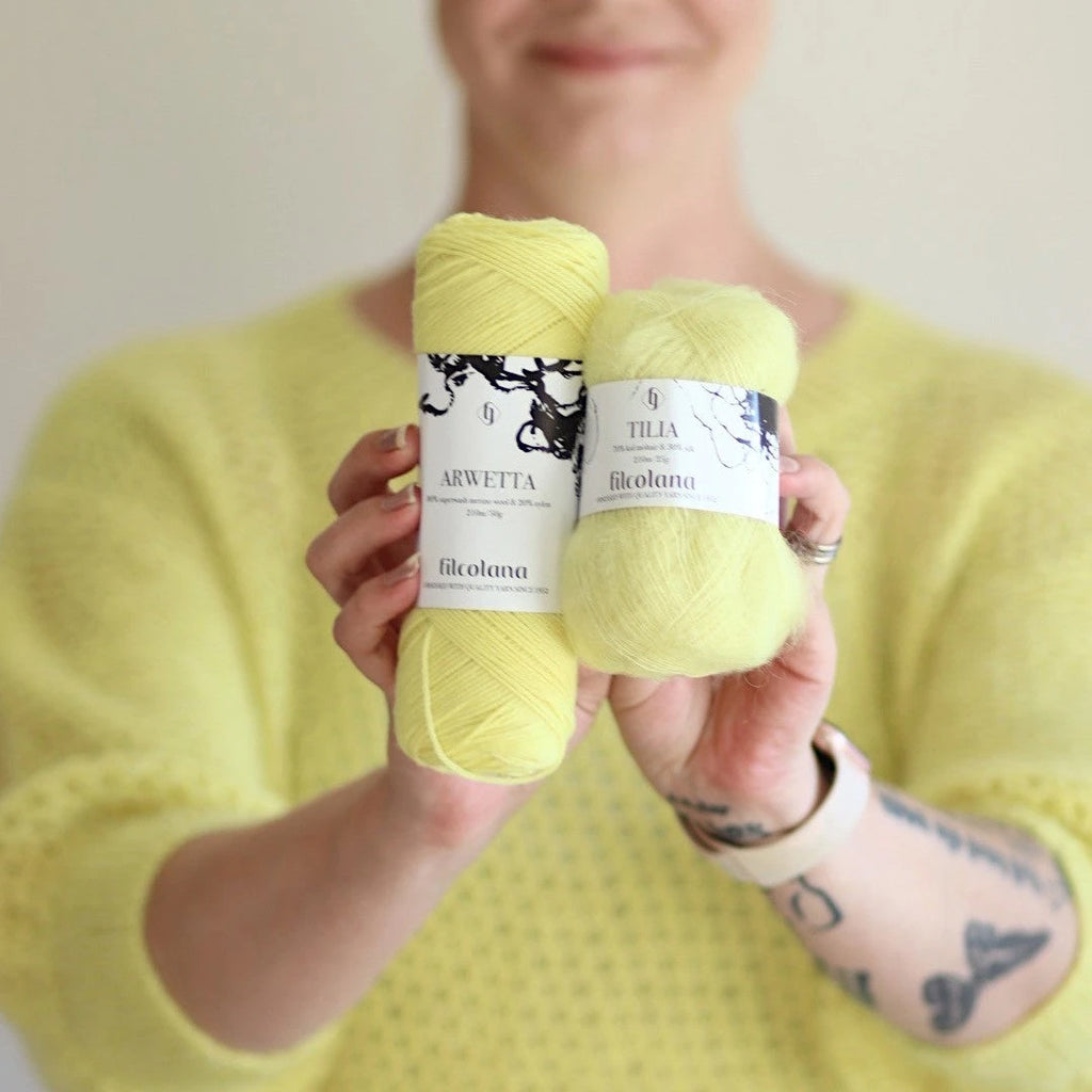 Hannemari Design suunnittelema Sunshine-villapaita tuo klassisen verkkopaidan tyylikkäästi tälle vuosituhannelle. 