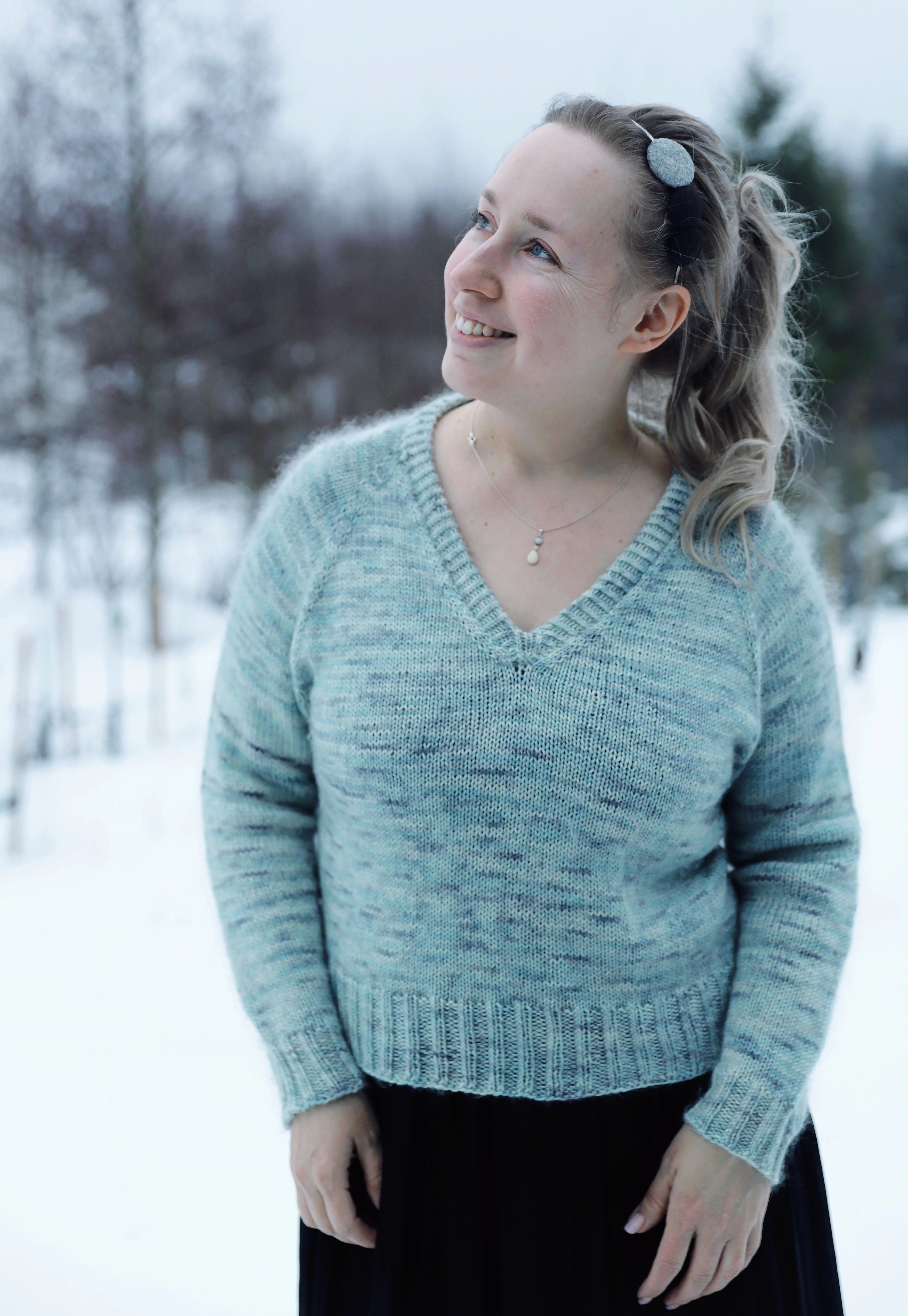 V for Vanilla -neulepusero - Anna Johanna printti (Suomenkielinen ohje)