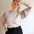 Nyt on juhlat valmiina! Hannemari Lehtosen (Hannemari Design) suunnittelema Alize-pusero on kevyt, juhlava ja upea lisä vaatekaappiisi. 