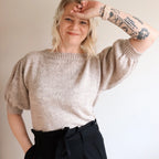 Nyt on juhlat valmiina! Hannemari Lehtosen (Hannemari Design) suunnittelema Alize-pusero on kevyt, juhlava ja upea lisä vaatekaappiisi. 