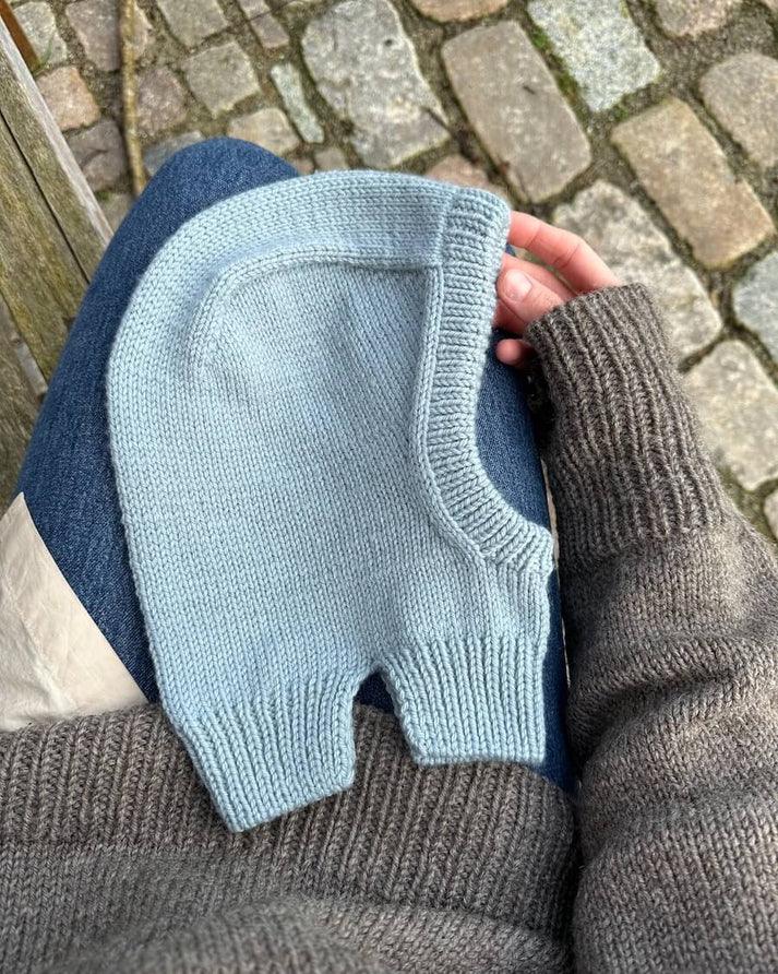 Everyday Balaclava on klassinen, erinomaisesti istuva ja ihanan lämmin kypärämyssy lapsille vauvasta kouluikäiseen.