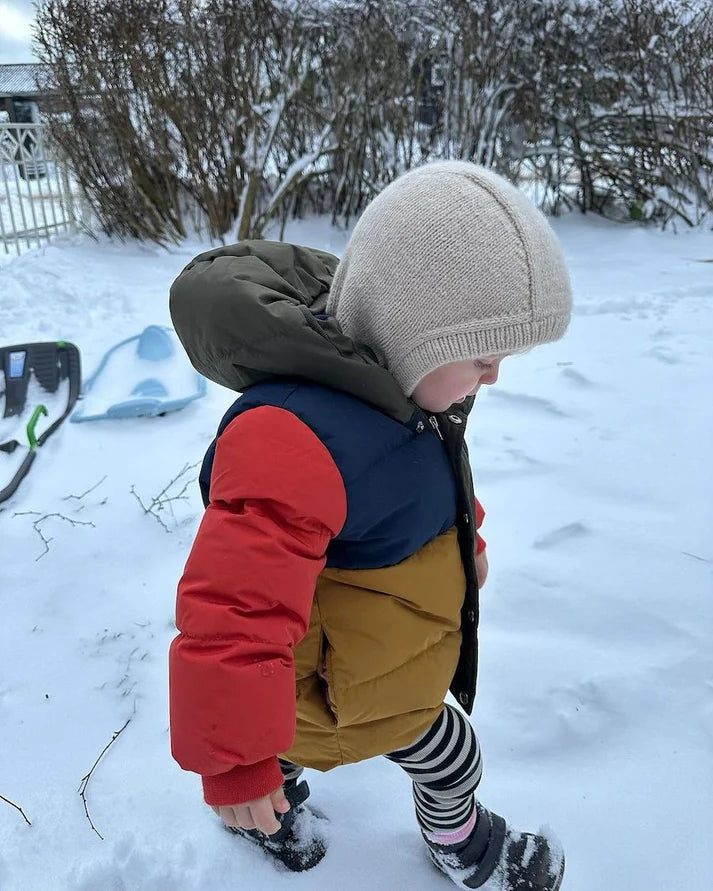 Everyday Balaclava on klassinen, erinomaisesti istuva ja ihanan lämmin kypärämyssy lapsille vauvasta kouluikäiseen.