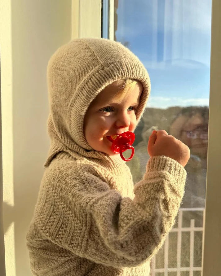 Everyday Balaclava on klassinen, erinomaisesti istuva ja ihanan lämmin kypärämyssy lapsille vauvasta kouluikäiseen.