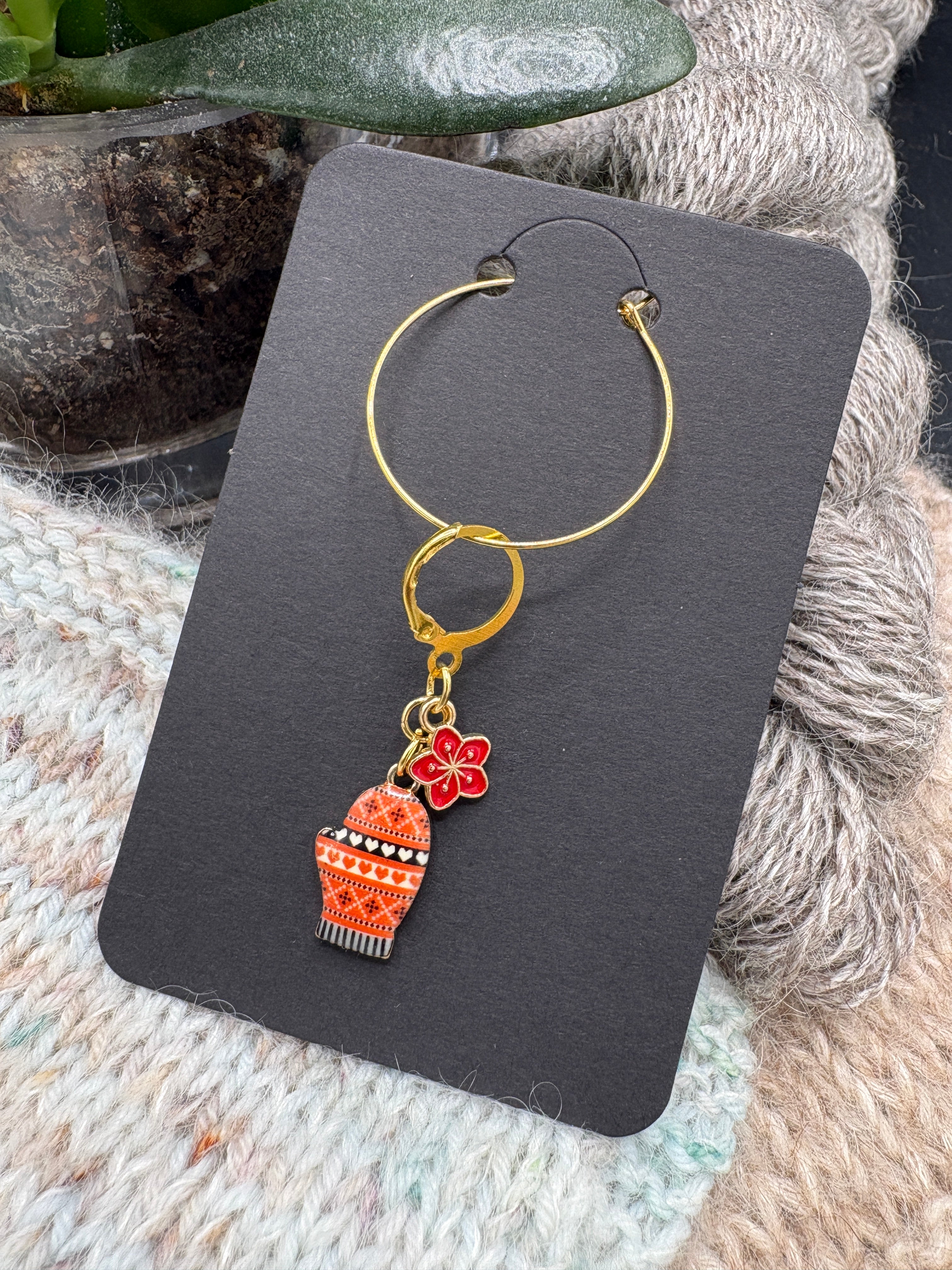 Hehku -  avattava silmukkamerkki