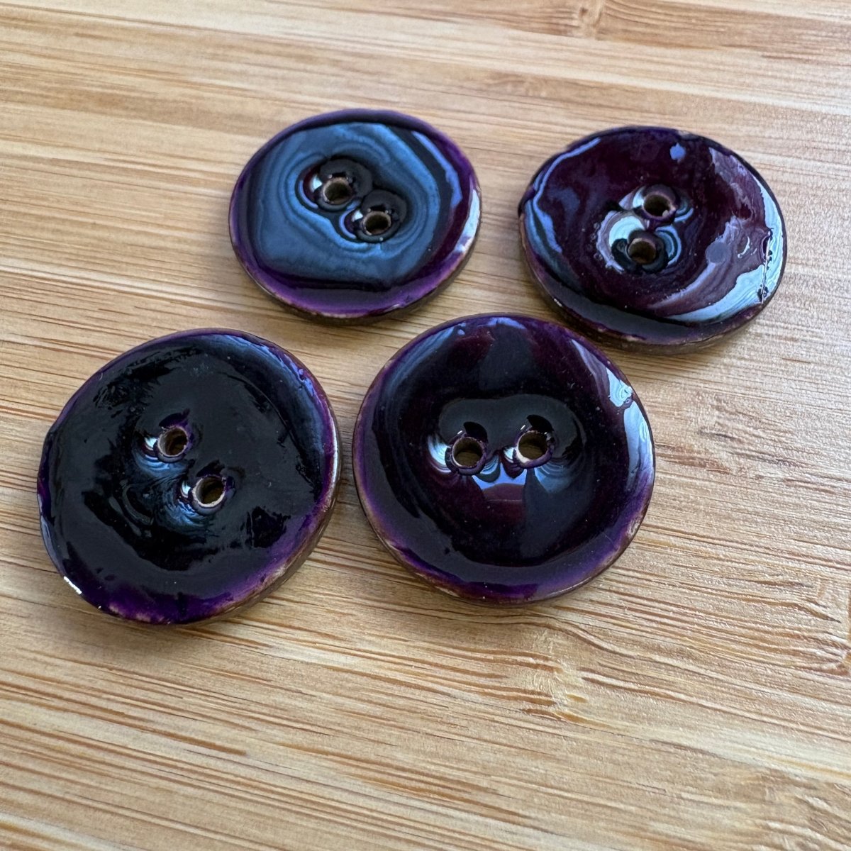 Kookosnappi ∅25 mm, Tumma violetti -