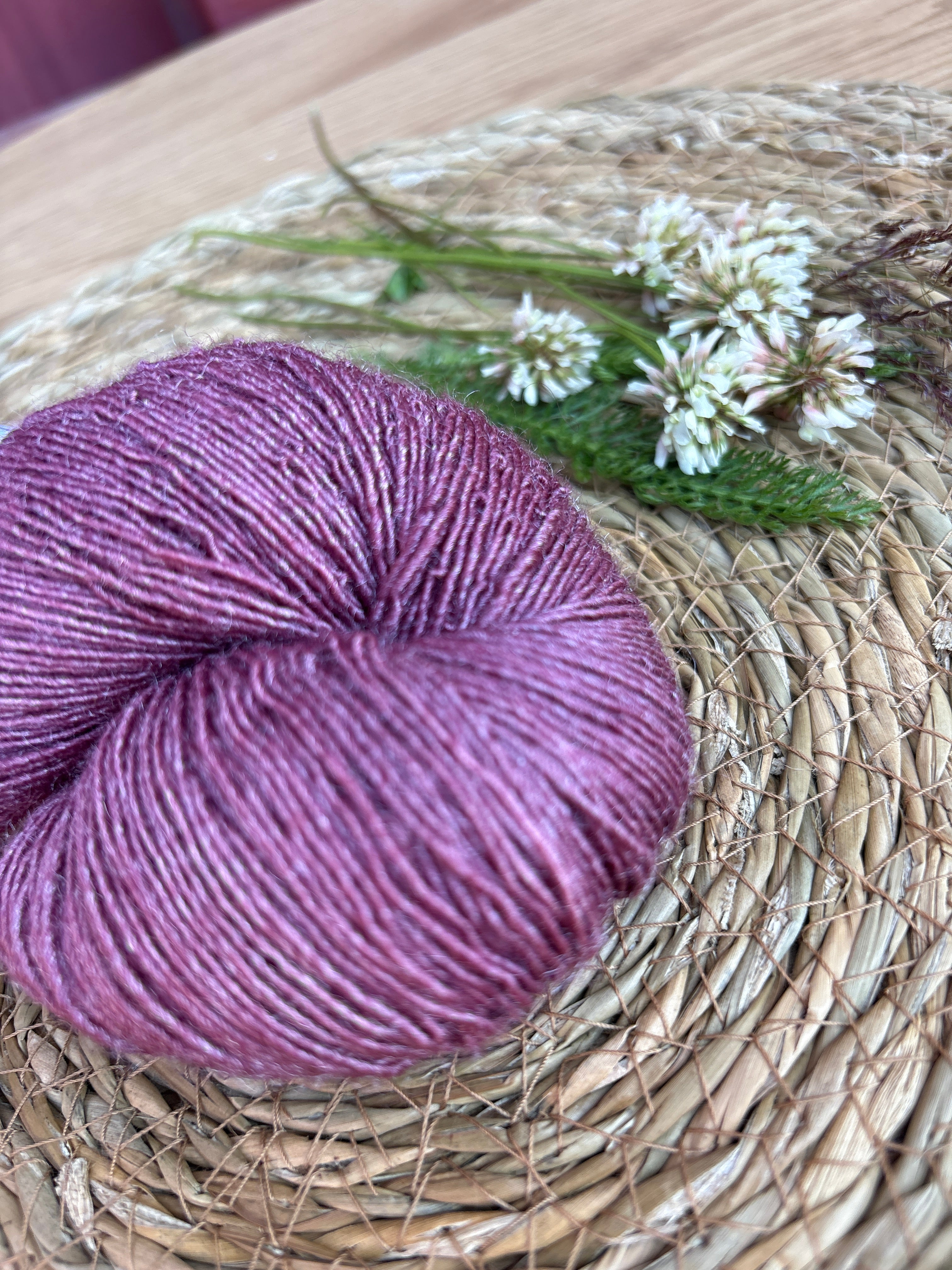Lumoava merino-silkki lace