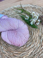 Lumoava merino-silkki lace