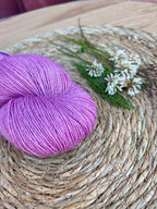 Lumoava merino-silkki lace
