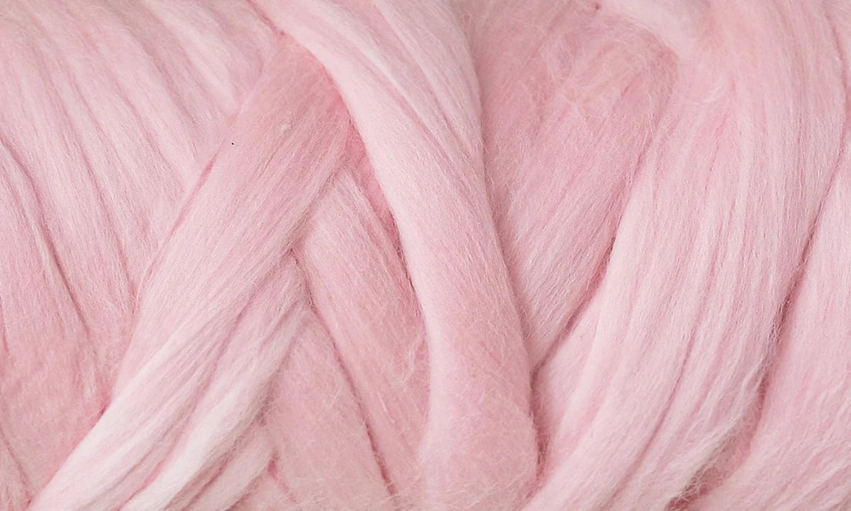 Merino lux - Pastel pink ( W380 ), 50 g -