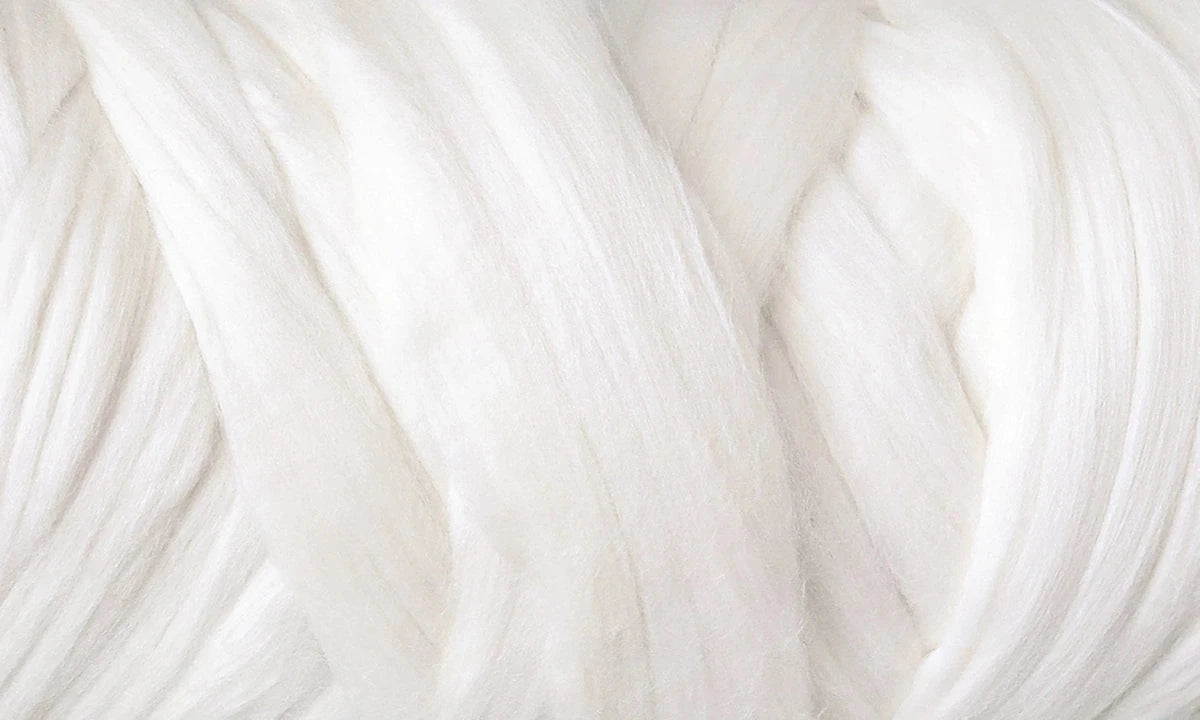 Merino lux - White ( W334 ), 50 g -
