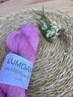 Lumoava merino-silkki lace