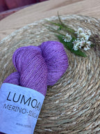 Lumoava merino-silkki lace