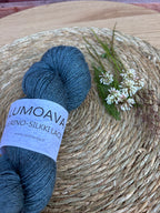 Lumoava merino-silkki lace