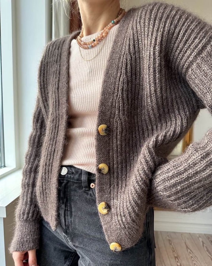 PetiteKnit – Agnete Cardigan (suomenkielinen neuleohje) - printti -