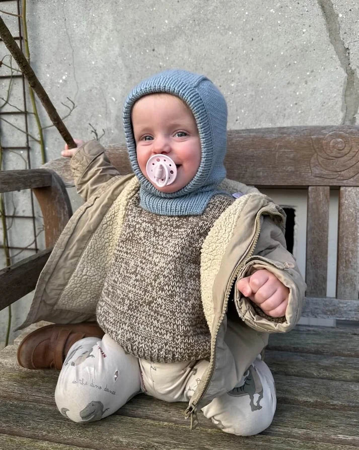 Everyday Balaclava on klassinen, erinomaisesti istuva ja ihanan lämmin kypärämyssy lapsille vauvasta kouluikäiseen.