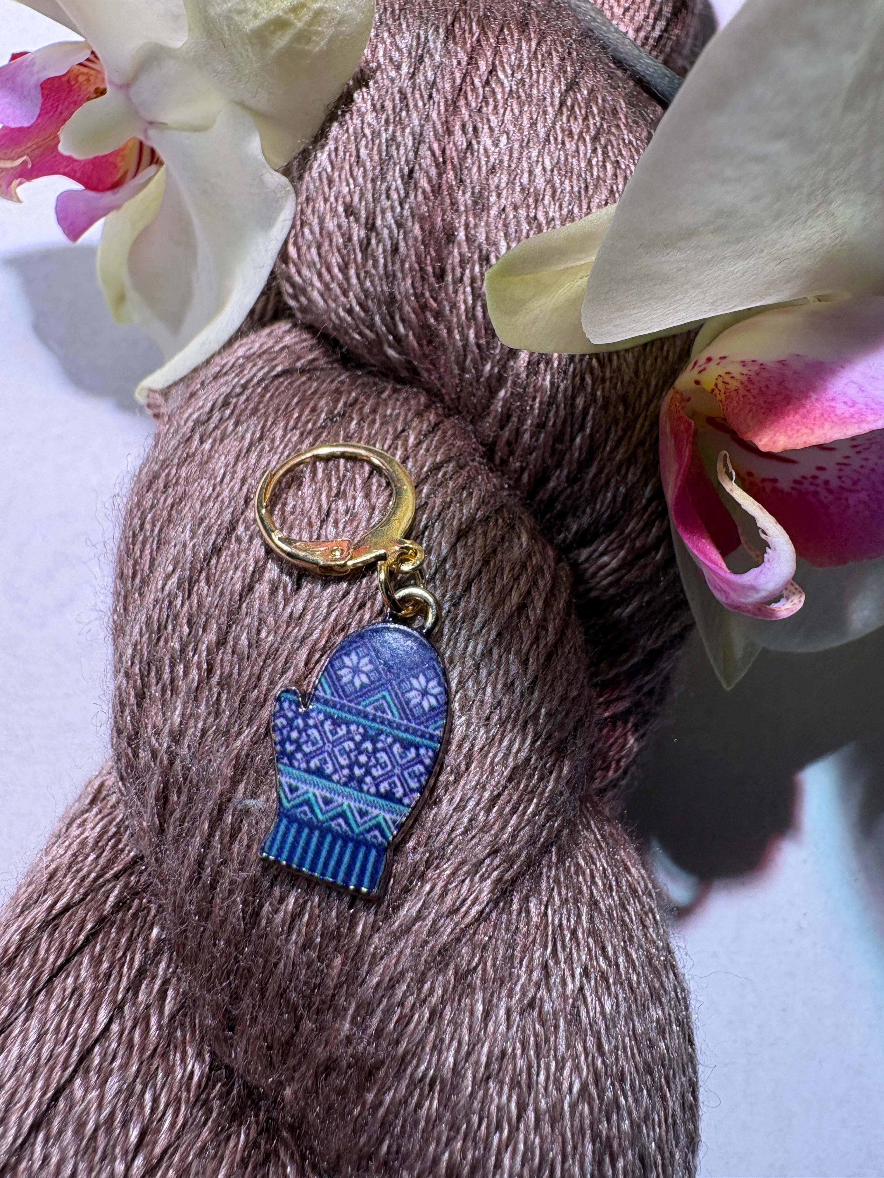 Yöpakkanen - silmukkamerkki